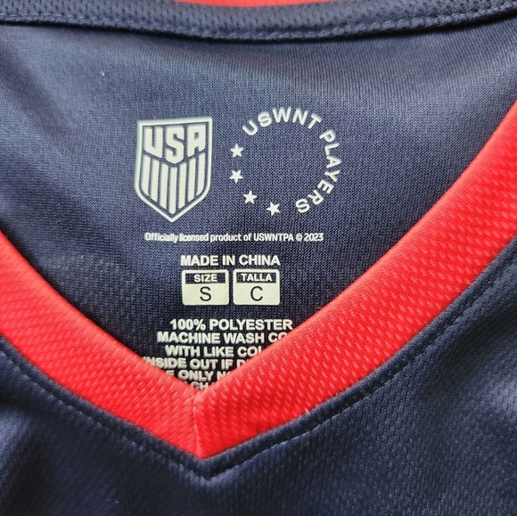 USA Soccer Navy and Red V-Neck T-Shirt #13 Alex Morgan USWNT Womens Size Small - Picture 4 of 6